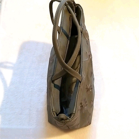 NWOT Woman's Steve Madden Pocketbook - Picture 6 of 7